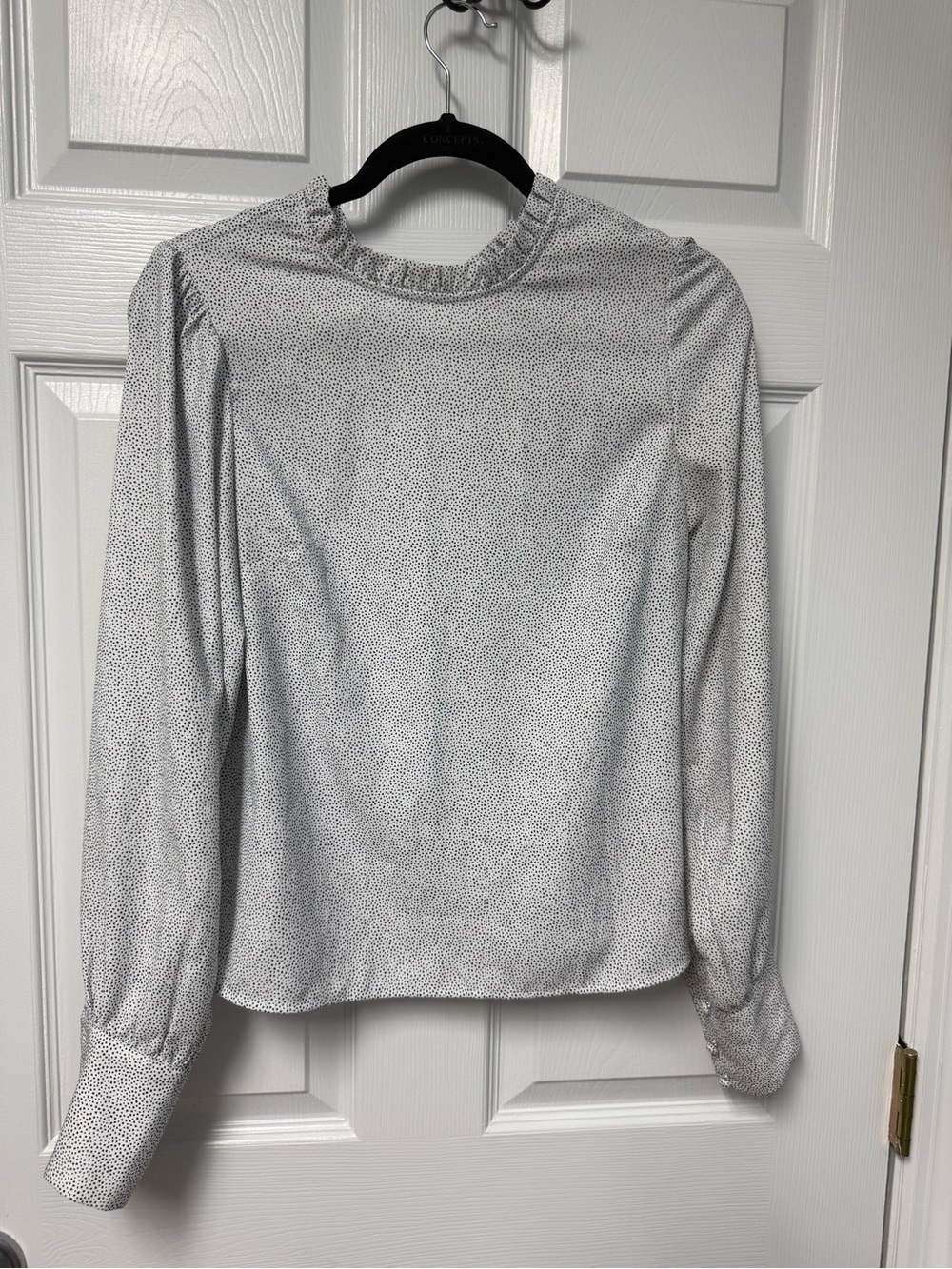 Jones New York White Micro Dot Ruffle Neck Blouse
